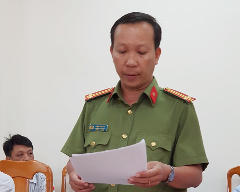 Chủ tịch xã La Dạ bị khởi tố vụ tráo máy của dân nghèo - ảnh 1