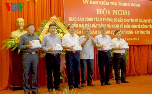 Xem xét, xử lý kỷ luật gần 1.200 đảng viên vi phạm - ảnh 1