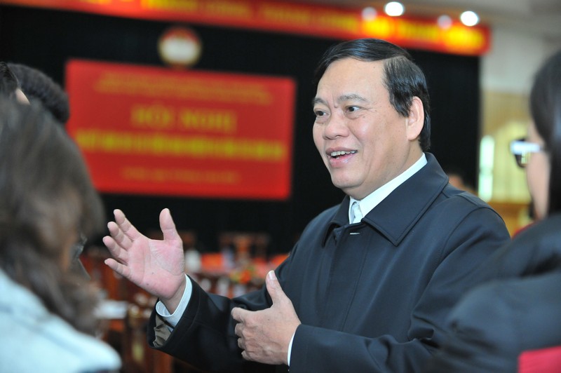 Vì sao những người tự ứng cử khó đi đến 'chung cuộc' ? - ảnh 1