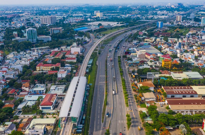 Kết nối người dân với metro: Dễ mà khó - ảnh 2