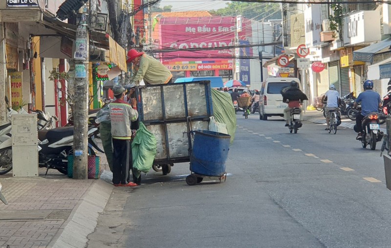 TP.HCM lên kế hoạch thu gom, xử lý rác đạt tiêu chuẩn - ảnh 1