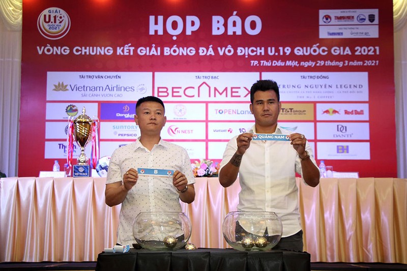 Khai mạc giải U-19: Các ứng viên chen chúc trong bảng A - ảnh 1