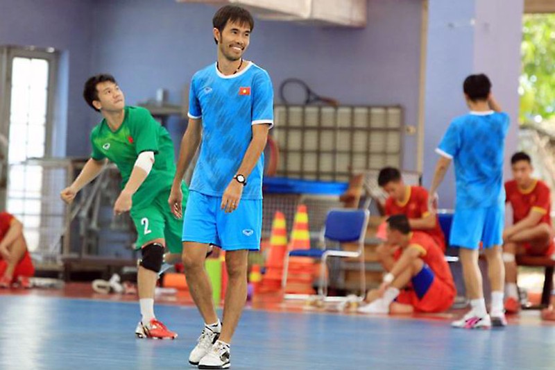 Đêm 15-5, futsal Việt Nam sang UAE săn vé World Cup - ảnh 1