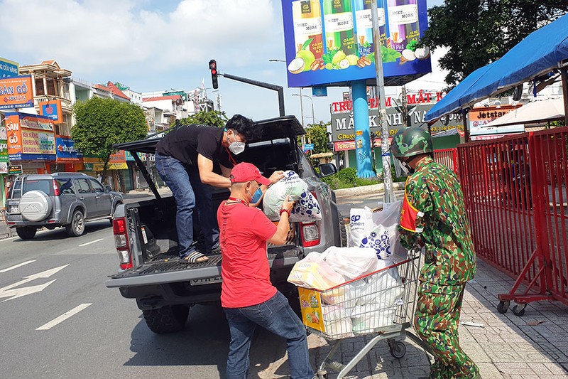 Tổ cấp cứu cộng đồng ở Gò Vấp hỗ trợ dân bất kể ngày đêm - ảnh 2