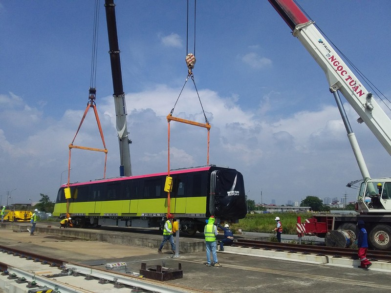 Đoàn tàu thứ 5 của Metro Nhổn-ga Hà Nội đã về thủ đô - ảnh 1