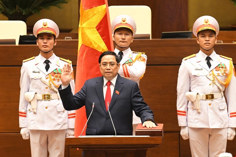 Thủ tướng Phạm Minh Chính: Mục tiêu cấp bách đẩy lùi đại dịch, bảo vệ nhân dân - ảnh 1