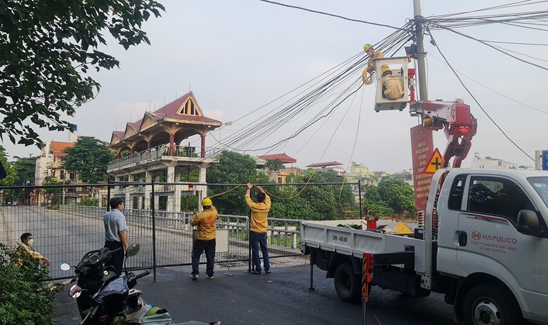 Hà Nội có phương án giấy đi đường trong ngày 5-9 và giãn cách đến 21-9 - ảnh 1