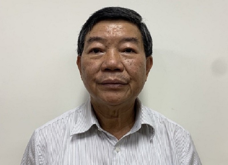 Truy tố dàn cựu lãnh đạo BV Bạch Mai vì ‘móc túi’ hàng tỉ đồng của bệnh nhân - ảnh 1