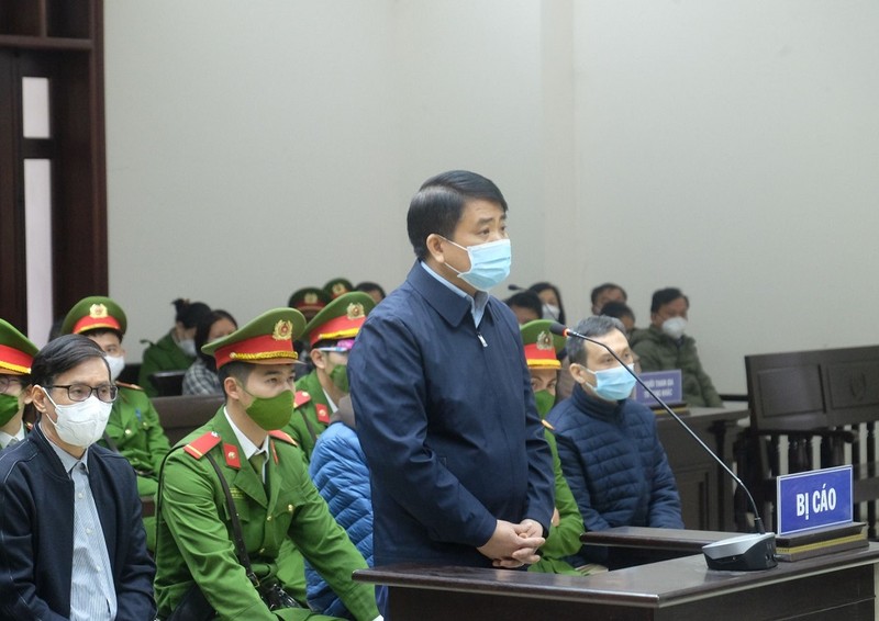 Bị cáo Nguyễn Đức Chung nói 'có mối quan hệ xã hội' ông chủ Nhật Cường - ảnh 1