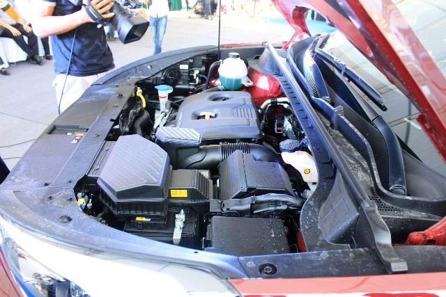 Hyundai Tucson 2016 ra mắt, lịch lãm hơn SantaFe, giá 925 triệu - ảnh 10