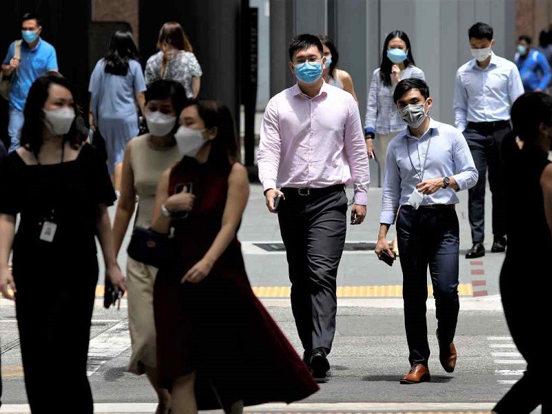Singapore hơn 1.000 ca nhiễm ngày, Bộ trưởng Y tế nói 'không bất ngờ' - ảnh 1