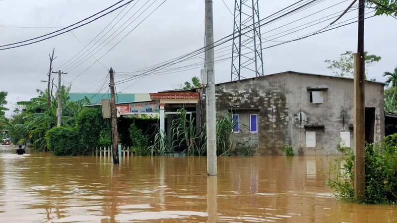 Thuỷ điện xả lũ, nhiều nơi ở Quảng Nam ngập sâu - ảnh 1