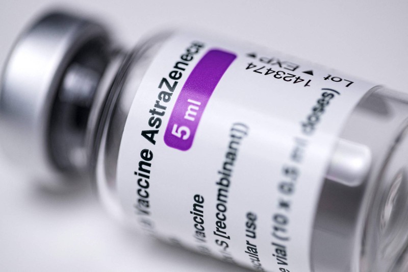 AstraZeneca xin FDA Mỹ duyệt mũi tiêm kháng thể hỗn hợp ngừa COVID-19 - ảnh 1