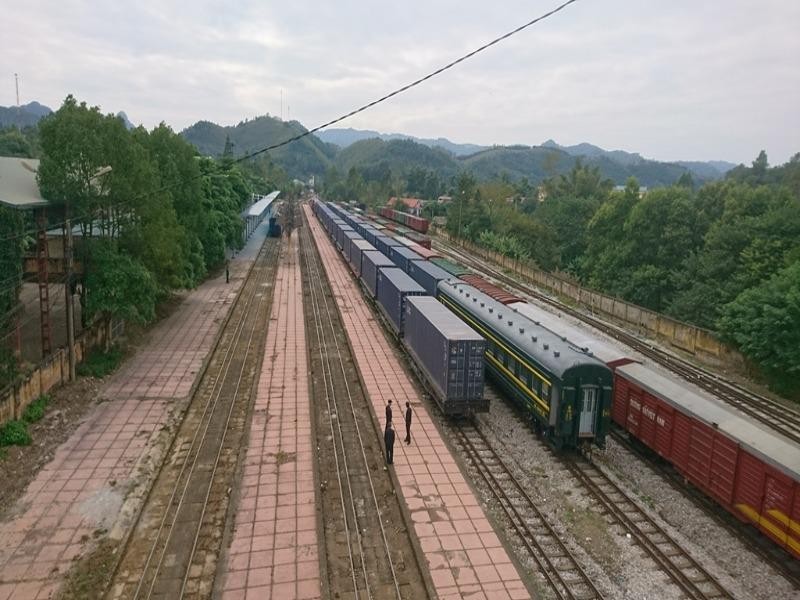 Ngành đường sắt phản ứng đề xuất của Bộ GTVT lên Thủ tướng - ảnh 1