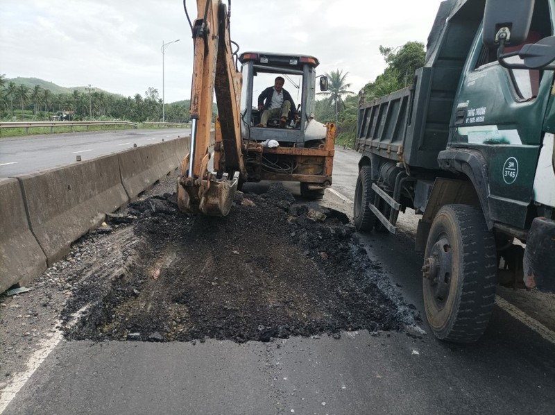 Không được gây hiểu lầm cho dân khi sửa quốc lộ 1 qua Phú Yên - ảnh 1