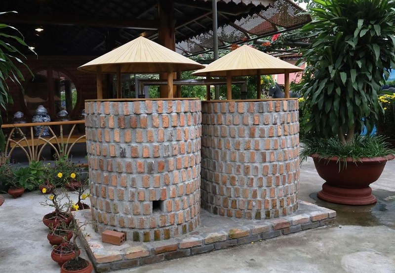Người dân Nha Trang háo hức ngày mở cửa vườn mai xuân - ảnh 10
