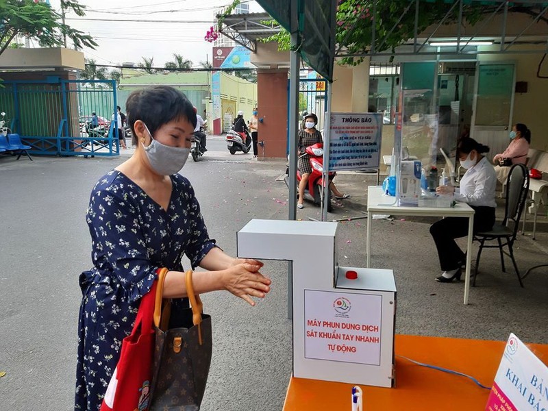 Máy sát khuẩn tự động 500.000 đồng của BV Khánh Hòa - ảnh 3