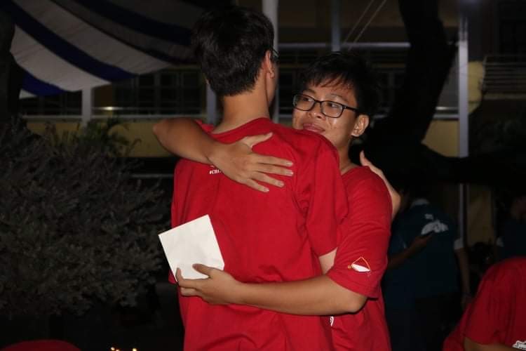 'Vòng tròn yêu thương' giữ thanh xuân học trò Trần Đại Nghĩa - ảnh 4