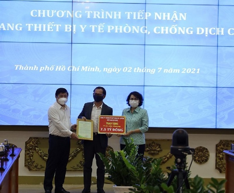 TP.HCM: Tiếp nhận hơn 279 tỷ đồng hỗ trợ trang thiết bị y tế phòng dịch  - ảnh 1