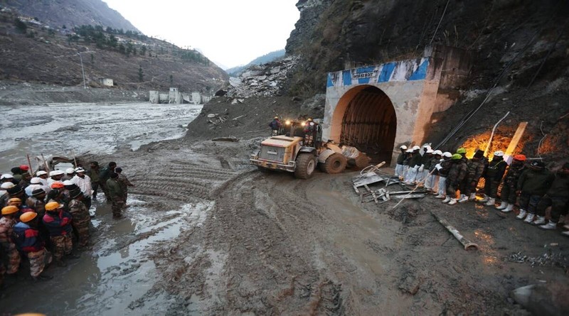Vụ vỡ sông băng Himalaya: 171 người còn mất tích - ảnh 1