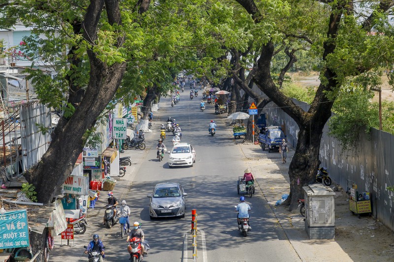 Ảnh: 2 dự án 300 tỉ giúp gỡ rối kẹt xe cửa ngõ Tân Sơn Nhất - ảnh 1