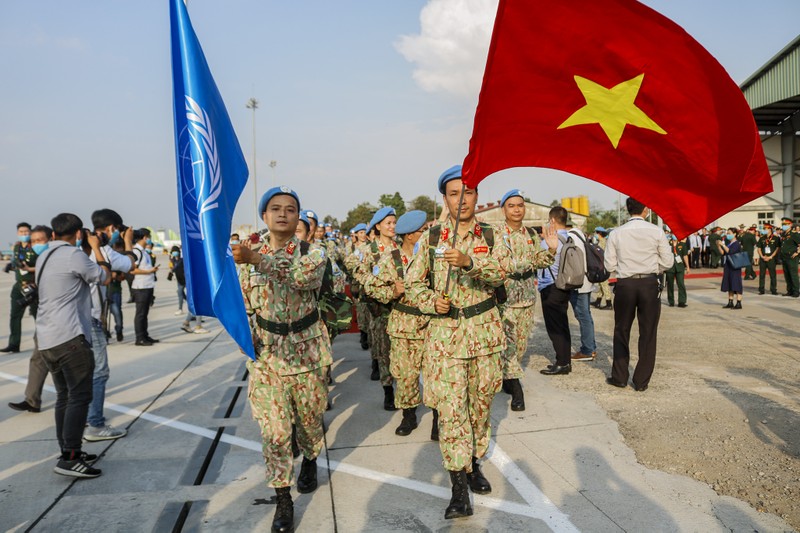 Lễ xuất quân của 64 chiến sĩ lên đường sang Nam Sudan - ảnh 17