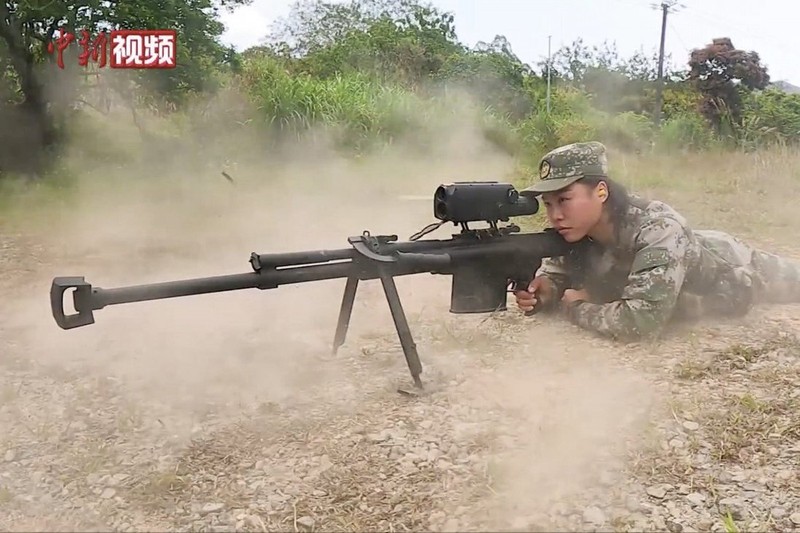 Bắc Kinh tung video lính bắn tỉa diễn tập tại Hong Kong - ảnh 1