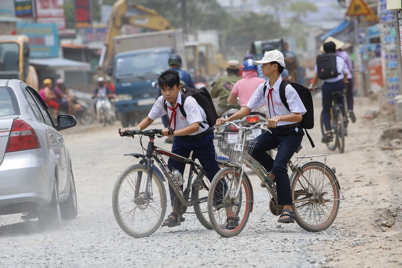 Tỉnh lộ 9 thi công 3 năm chưa xong, dân than trời - ảnh 9