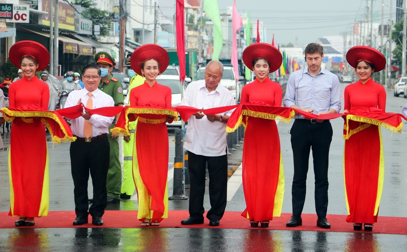 Cần Thơ: Chính thức thông xe đường Trần Hoàng Na - ảnh 1