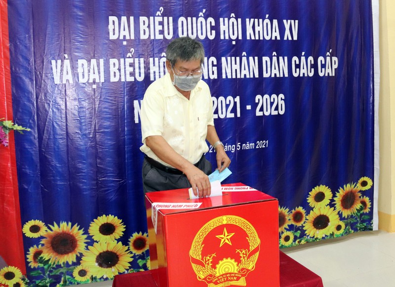 Hình ảnh cử tri xã đảo Thổ Châu bầu cử sớm trong ngày 21-5 - ảnh 5