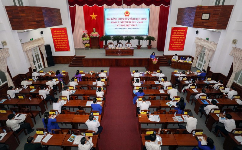 Ông Đồng Văn Thanh tái đắc cử chức Chủ tịch UBND tỉnh Hậu Giang - ảnh 3