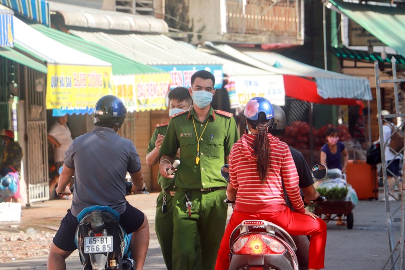 Chợ Tân An ở Cần Thơ trước giờ phong tỏa để phòng dịch  - ảnh 6