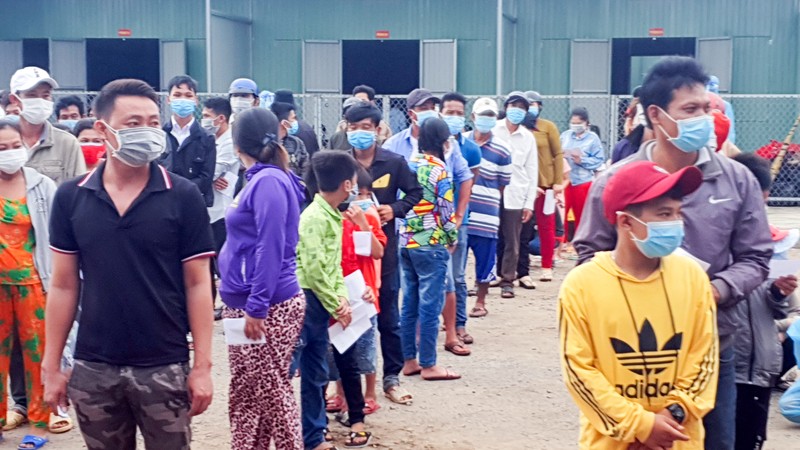 Hơn 300 công dân Kiên Giang ở Bà Rịa – Vũng Tàu về quê an toàn - ảnh 1