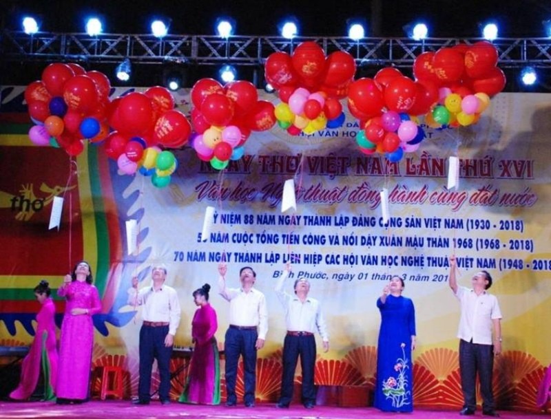 Bình Phước tổ chức Ngày thơ Việt Nam lần thứ 16 - ảnh 1