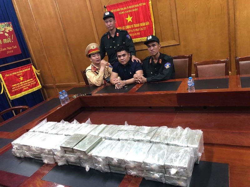 Tỉnh Quảng Ninh thưởng nóng vụ bắt 100 bánh heroin - ảnh 2