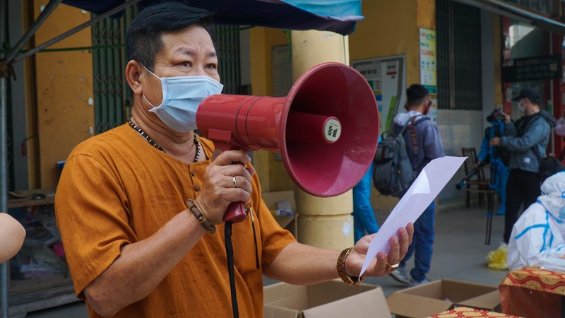 Đà Nẵng: Xét nghiệm hơn 500 tiểu thương liên quan BN 2989 - ảnh 7