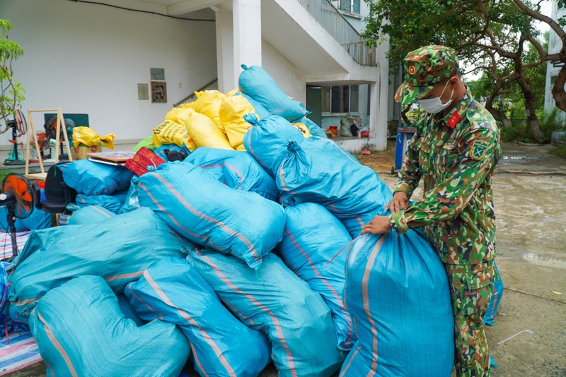 Đà Nẵng: Kí túc xá biến thành bệnh viện dã chiến 2.000 giường chỉ trong 4 ngày - ảnh 7