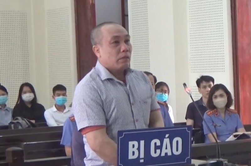 Buôn 3.000 viên hồng phiến, ra tòa khóc kêu oan - ảnh 2