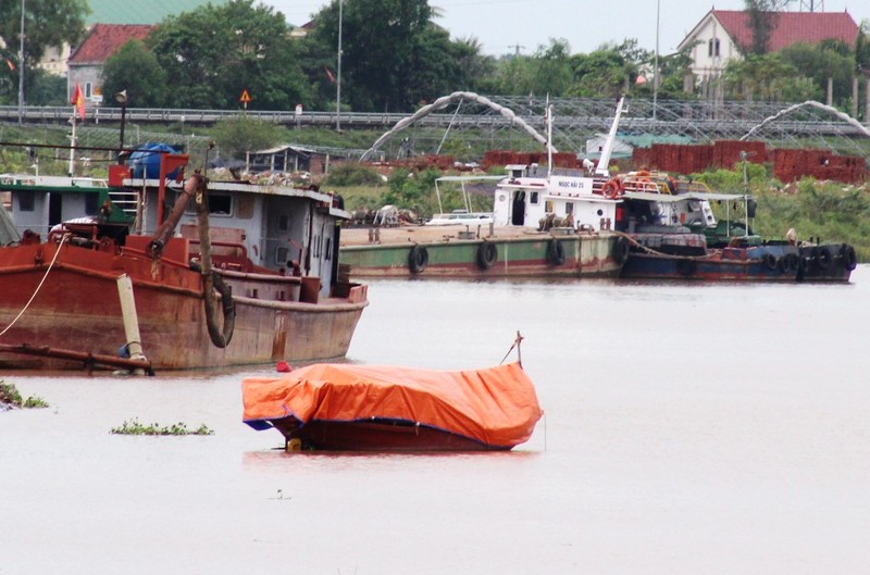 Nghệ An, Hà Tĩnh: Ứng phó với bão Conson, đảm bảo an toàn cho các khu cách ly - ảnh 2