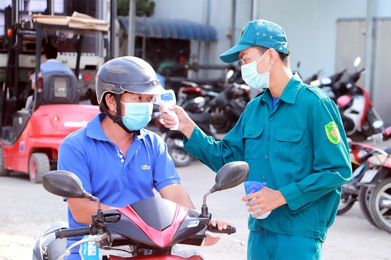 Miền Tây: Chốt chặn cửa ngõ, quyết liệt truy vết để ngăn COVID-19 - ảnh 1