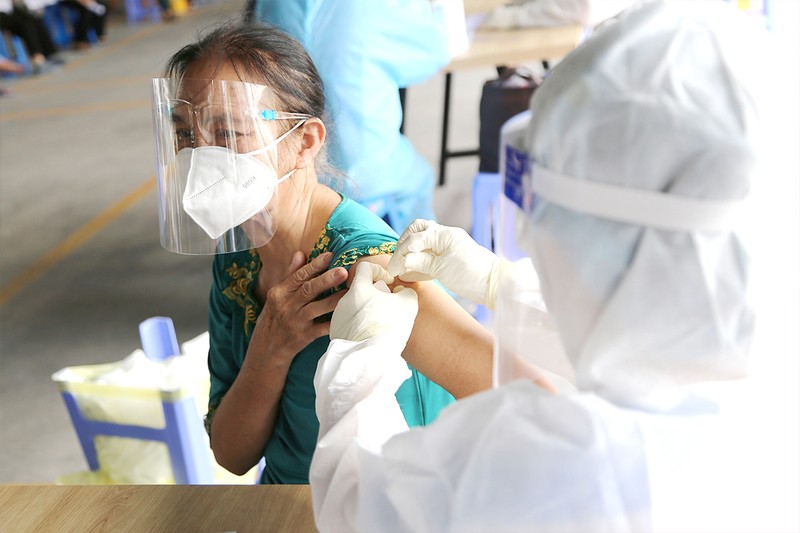 “Bệnh viện tư sẵn sàng tiêm vaccine miễn phí cho người dân” - ảnh 2