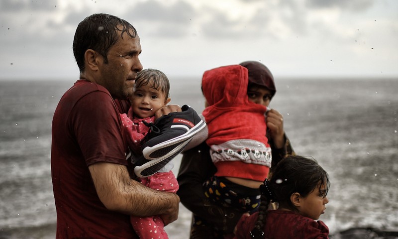Nhật Bản phải lo cho dân trước khi giúp người tị nạn Syria - ảnh 1