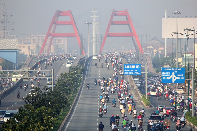Chùm ảnh so sánh: TP.HCM trước và sau khi có dịch COVID-19 - ảnh 1