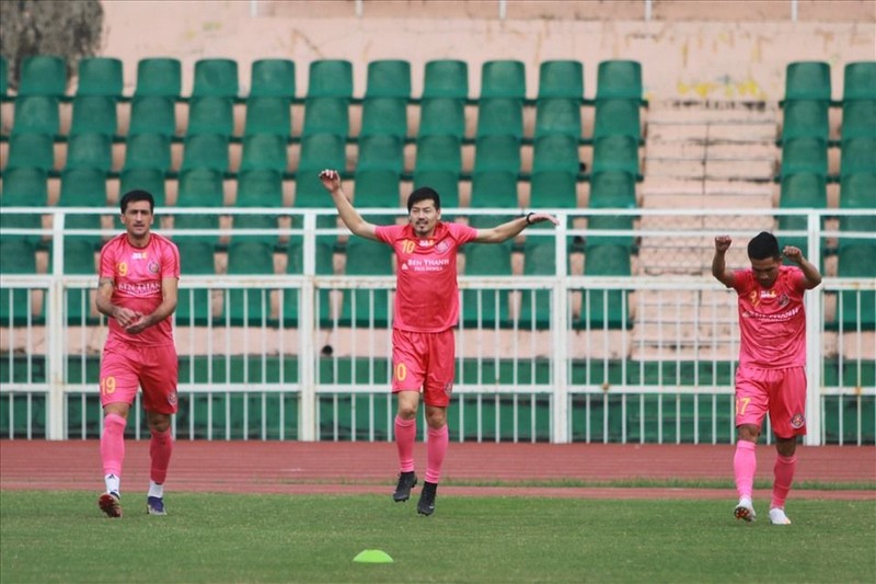 Sài Gòn FC ‘hớt tay trên’ LĐBĐ Nhật Bản - ảnh 2