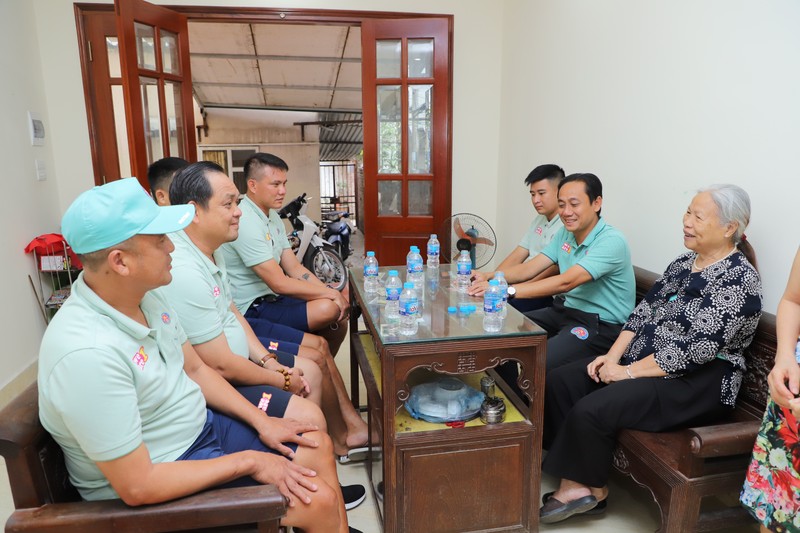 Sài Gòn FC hoạt động thiện nguyện trước trận cầu lớn - ảnh 1