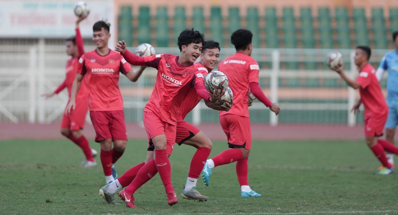 Thầy Park triệu tập 34 tuyển thủ trẻ rèn luyện cho SEA Games - ảnh 2