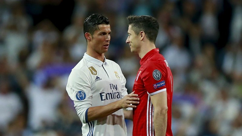 Qua mặt Ronaldo, tiền đạo Lewandowski lên đỉnh châu Âu - ảnh 4