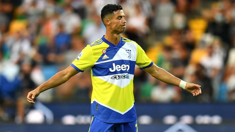 Juventus lý giải vòng vo khi để Ronaldo ngồi ghế dự bị - ảnh 2