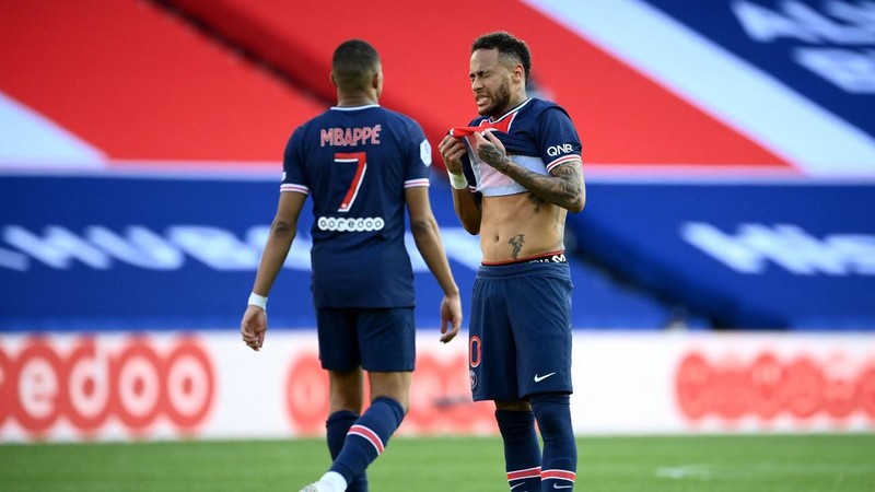 Ghi bàn chỉ sau Pele, Neymar vẫn bị chỉ trích tăng cân và chơi kém - ảnh 3