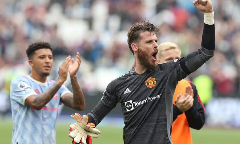 HLV Solskjaer hoàn hồn sau cú phá phạt đền của De Gea - ảnh 3